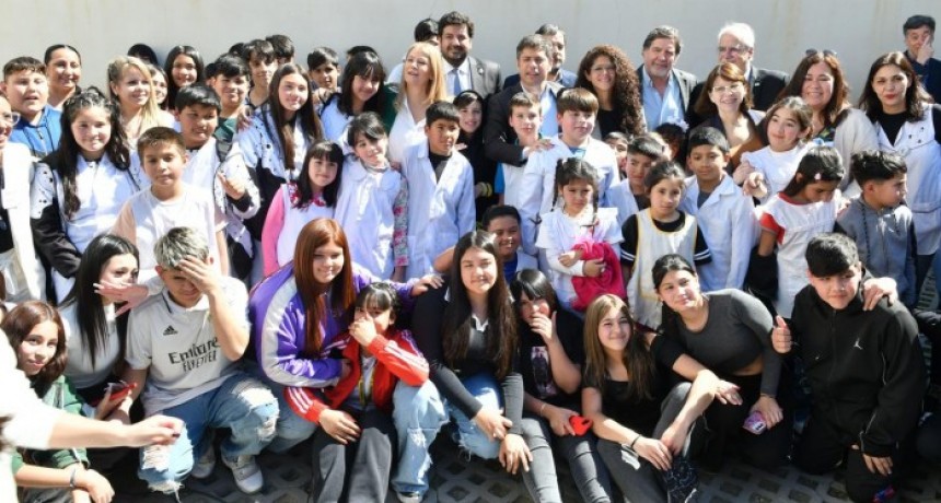 Kicillof inauguró la Escuela Secundaria N°58 en San Martín