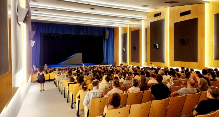 Vicente López recibe a Francia en el Centro Cultural Munro