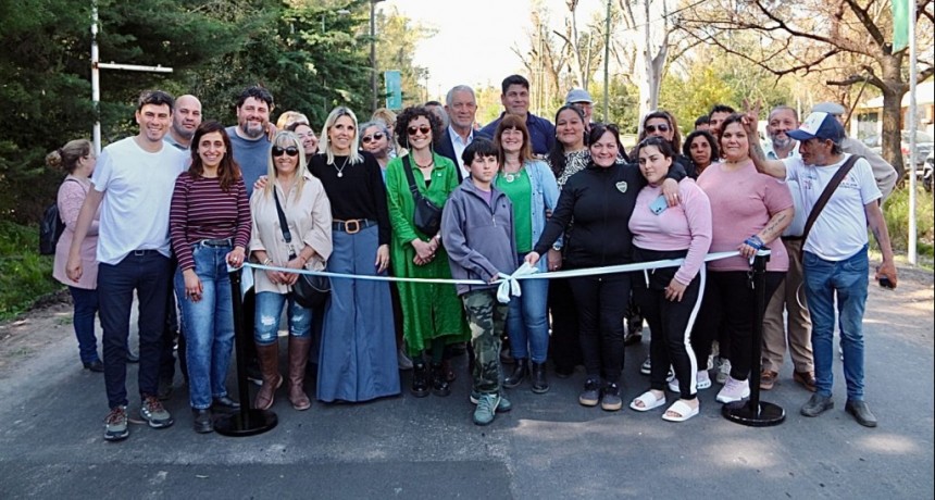 La Plata: Alak inauguró nuevo asfalto en El Rincón y reafirmó el avance del plan de obras públicas 