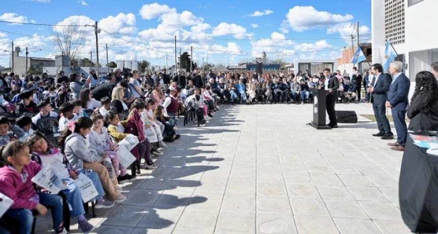 Kicillof presentó un programa para el cuidado de la salud de niños, niñas y adolescentes en edad escolar