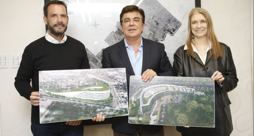 La Matanza: Espinoza junto a Sujarchuk recorrieron la puesta en marcha del Polo Cient&iacute;fico y Tecnol&oacute;gico de Ciudad Evita