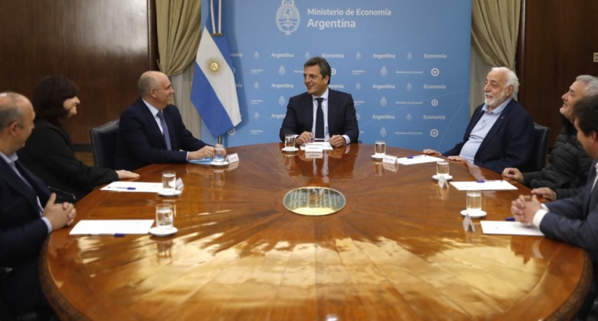 Luego del encuentro con transporte, economía y trabajo, se levantó la medida de fuerza de la UTA en el interior 