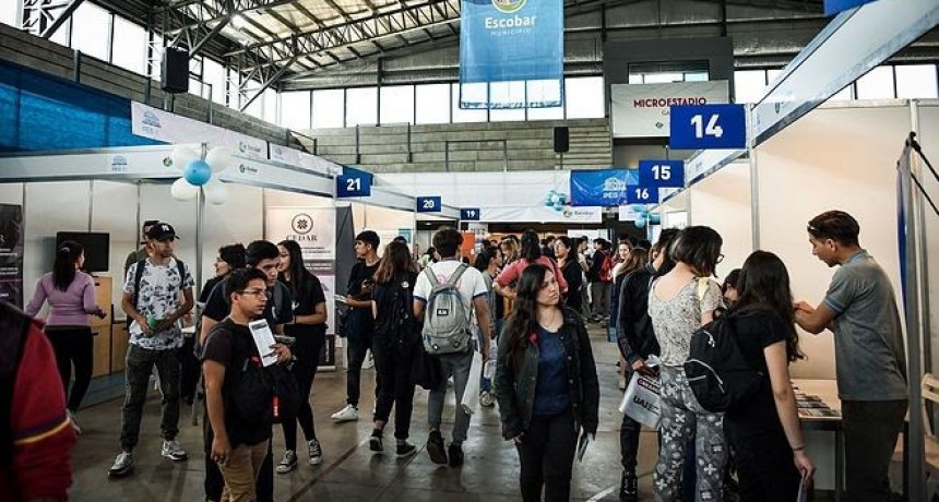 Escobar: Se inauguró la séptima edición de la Feria Universitaria con la participación de más de 20 instituciones educativas 