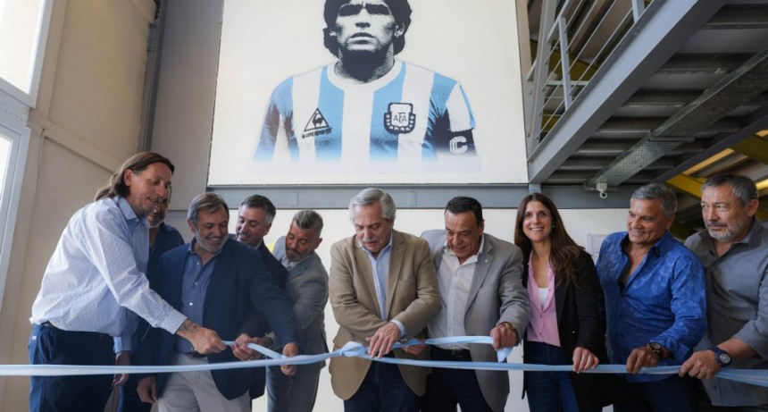 Zárate: Alberto Fernández junto a Osvaldo Cáffaro inauguraron el D.A.M Stadium 