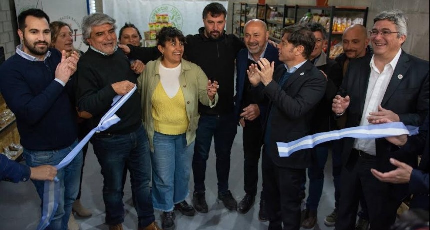 Ensenada: Kicillof y Secco abrieron el Mercado Municipal 
