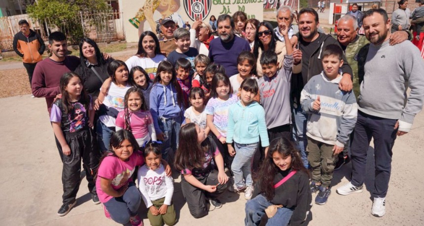 San Martín: Fernando Moreira compartió una jornada de actividades en la nueva plaza de Barrio Güemes