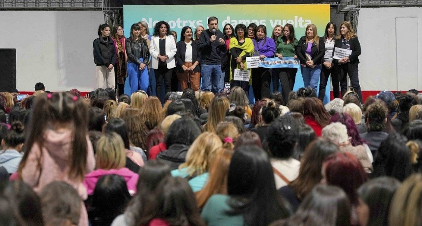 Masivo encuentro de mujeres y diversidades de Unión por la Patria en San Martín