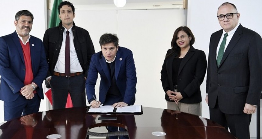 Kicillof firmó un convenio para promover la cooperación en el desarrollo del litio