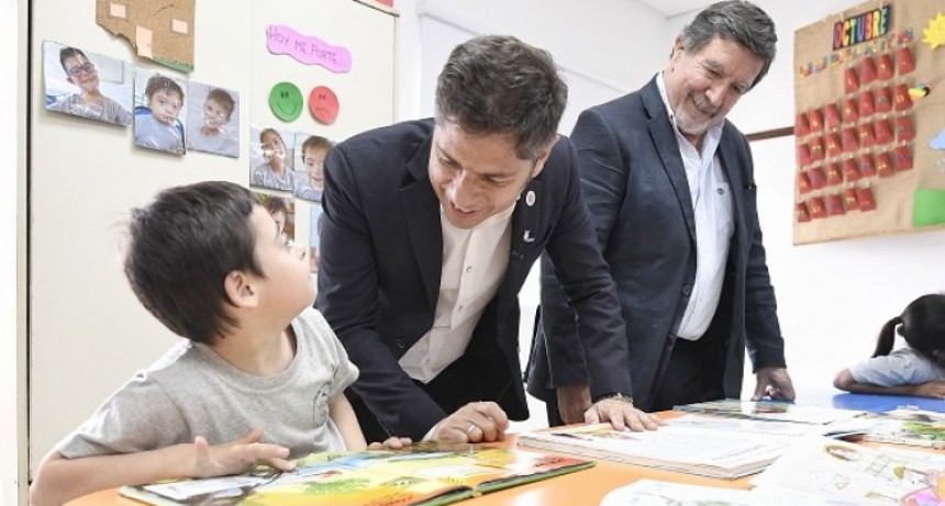 Kicillof visitó la Escuela de Educación Especial “Los buenos hijos” en Pergamino
