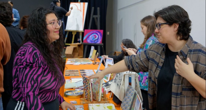 Berazategui: Se realizó “Tramar Gutiérrez”, la primera feria gráfica del distrito
