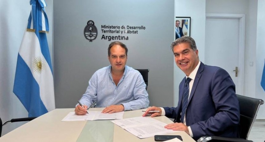 Chaco: El Gobernador rubricó convenios para dinamizar la ejecución de obras habitacionales en la Provincia 
