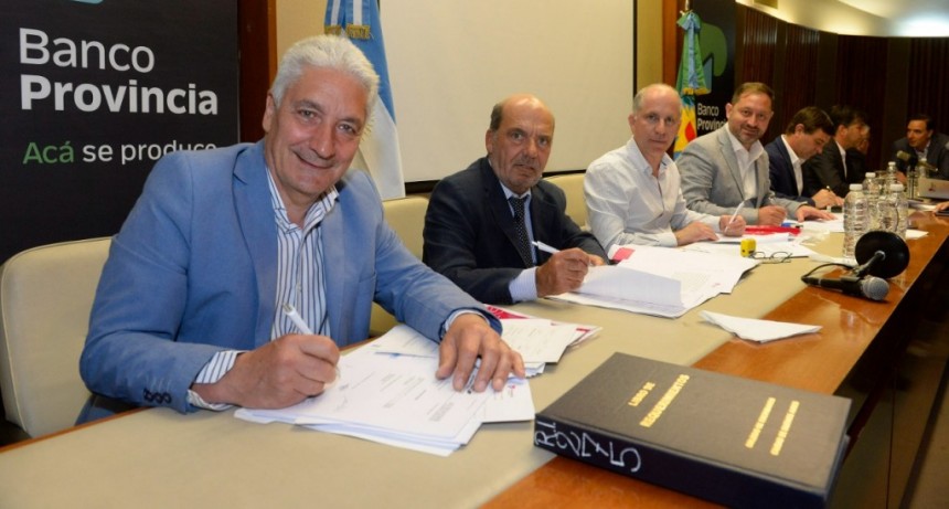 Patagones: Zara firmó un convenio de leasing para adquirir maquinarias destinadas al mantenimiento de caminos