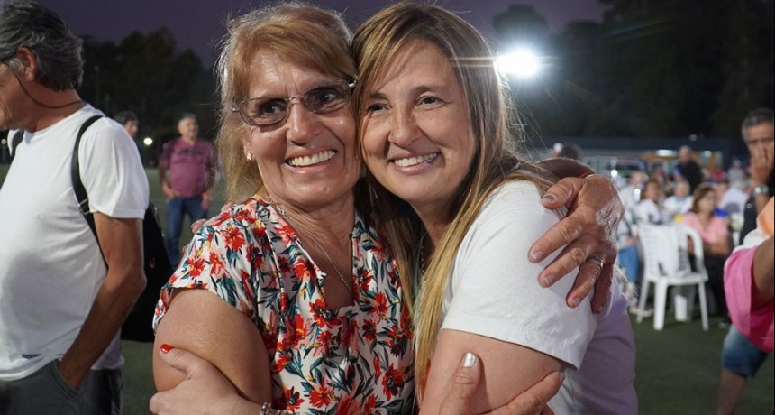 Merlo: Karina Menéndez estuvo presente en el cierre de año de los Centros de Jubilados del partido 