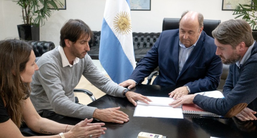 Punta Indio: ENARGAS trabaja junto al Municipio para conectar nuevos usuarios al servicio de gas natural por redes