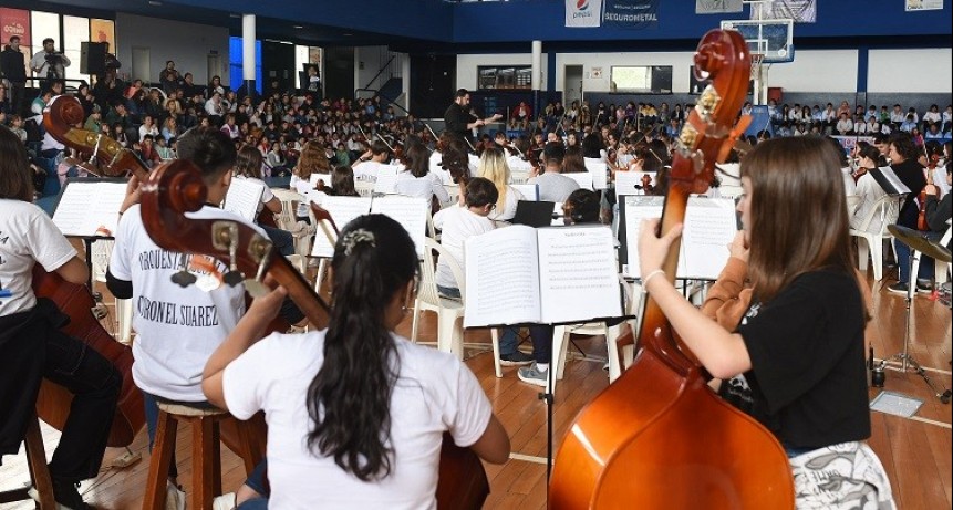 Lincoln: Cientos de jóvenes participaron del encuentro Regional de Orquestas Escuelas  