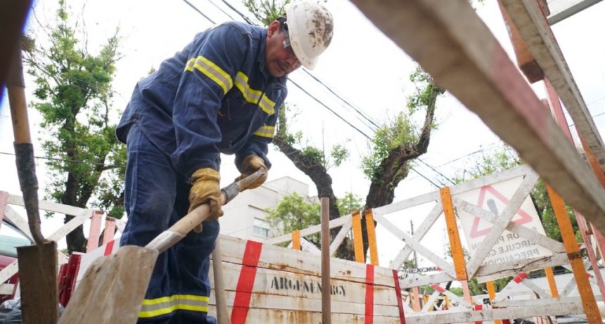 E. Echeverría: EDESUR continúa con las obras para aumentar la capacidad de potencia de las redes eléctricas del partido 