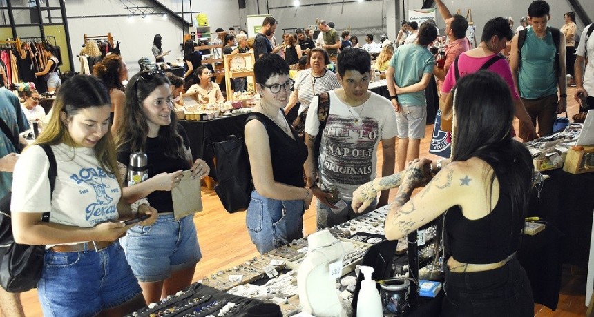 Entre Ríos: Con una feria y shows musicales cerró la Semana Global del Emprendedor en Paraná 