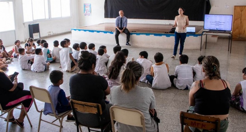 Junín: El Municipio continúa promoviendo la educación segura en redes sociales y uso de tecnología
