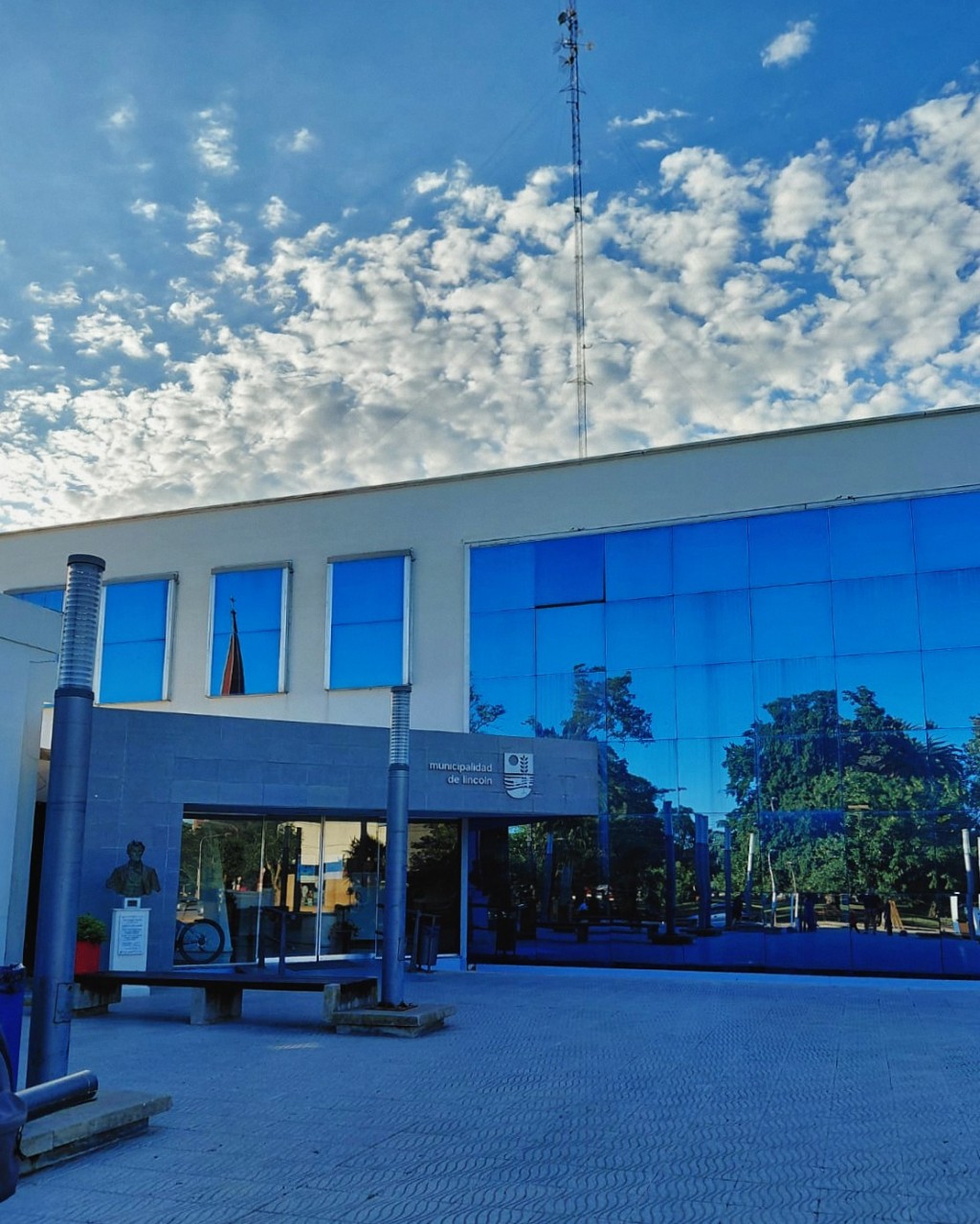 Lincoln: La Escuela de Educación Artística N°1 presenta la muestra “María de la O. Pujol”