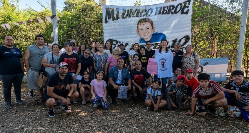 Moreno: Fernández inauguró la Plaza Santi en Paso del Rey