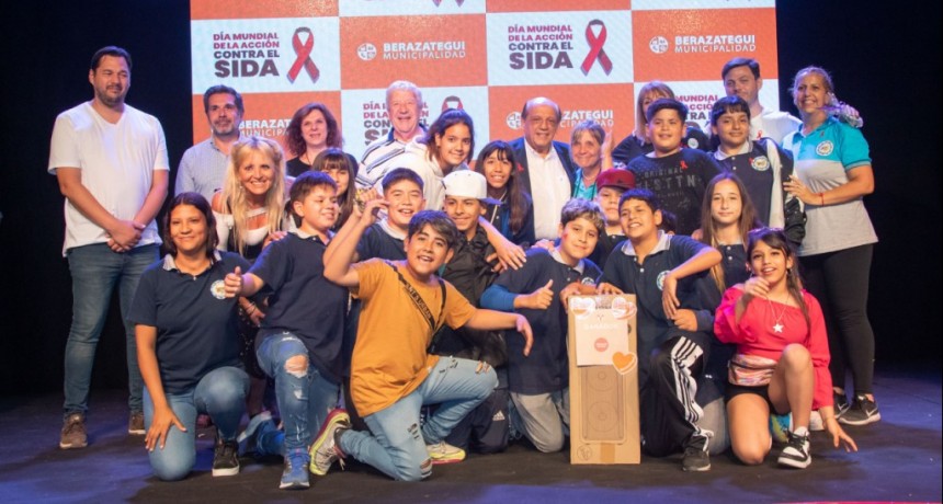 Berazategui: El Municipio conmemoró el Día Mundial de la Acción contra el Sida 
