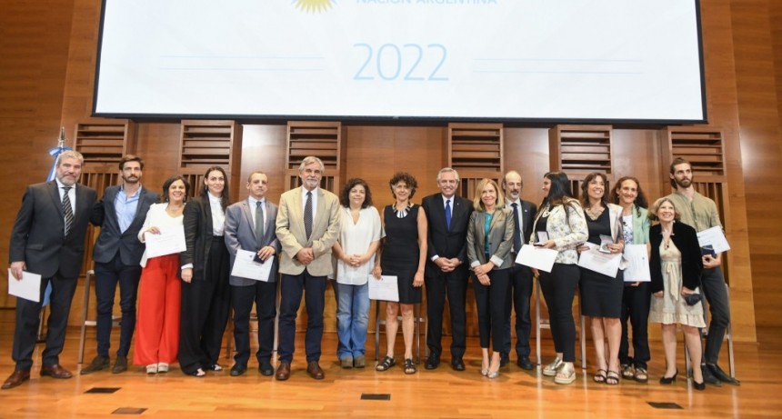 Alberto Fernández encabezó la entrega de premios a científicos-tecnológicos destacados del 2022 