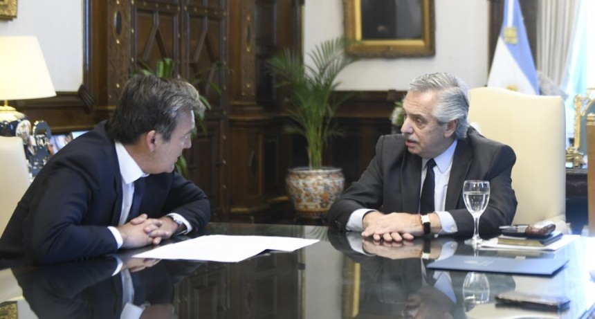 El Gobierno Nacional denunció a los Jueces Federales, al CEO del Grupo Clarín y a otros implicados en el vuelo a Lago Escondido por incumplimiento de los deberes de Funcionario Público y Dádivas
