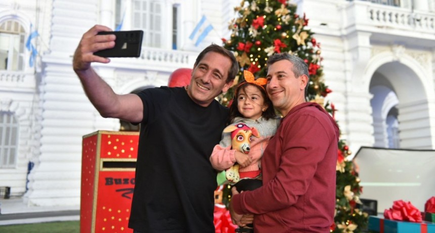La Plata: Ya se palpita la Navidad en el Palacio Municipal