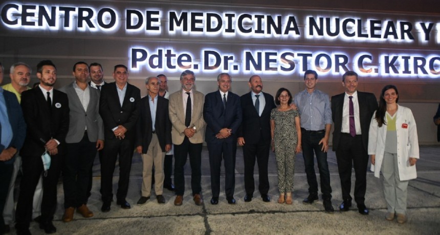 Fernández e Insfrán inauguraron el Centro de Medicina Nuclear y Radioterapia de Formosa 