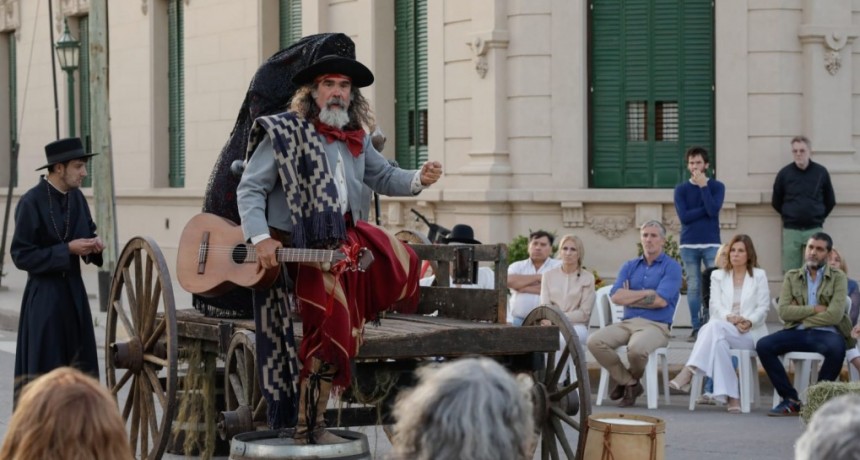 Navarro: Emotiva obra teatral a cielo abierto que recuerda a Manuel Dorrego