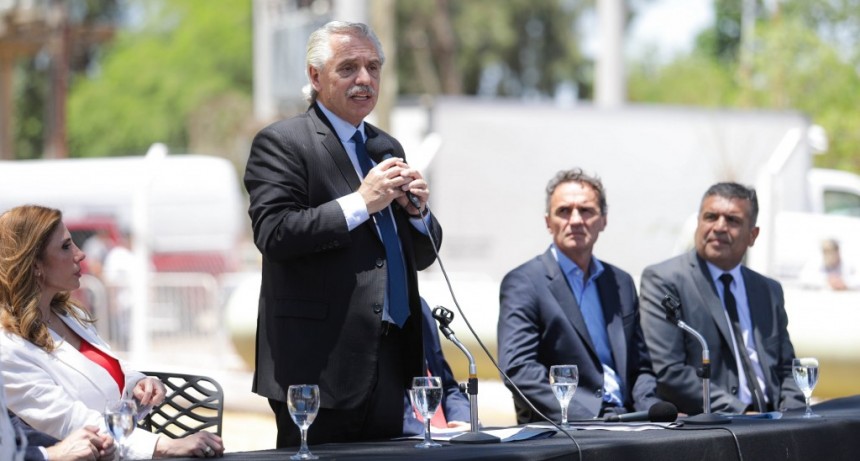 Alberto Fernández inauguró el acueducto Simbolar-Añatuya en Santiago del Estero