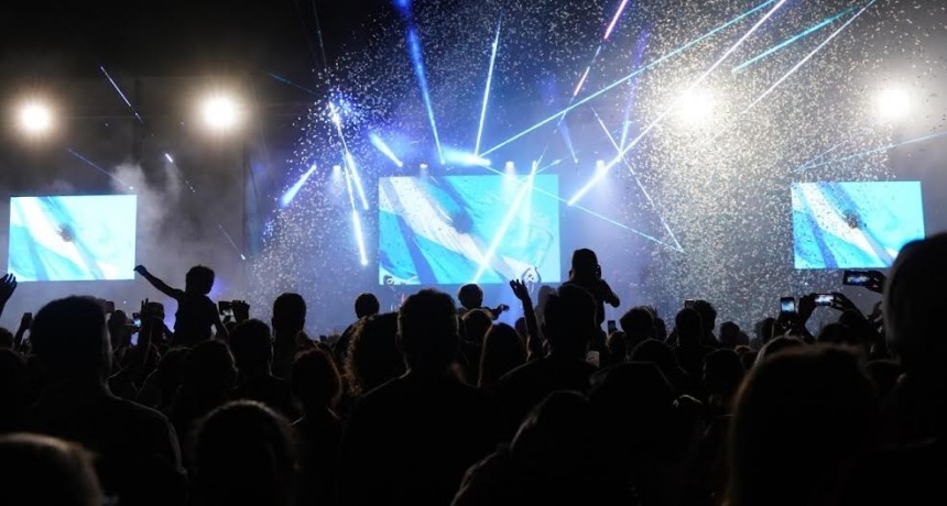 Vicente López: El Municipio despidió el año con un gran show de luces