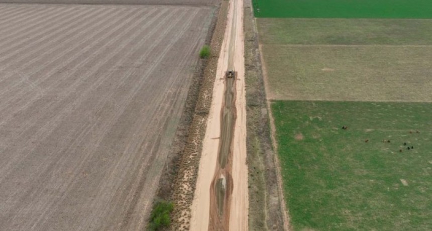 Buenos Aires: Avanza a buen ritmo la estabilización de Caminos Rurales en Rivadavia