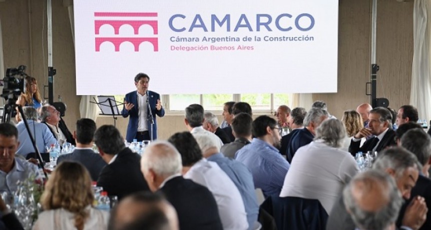 Axel Kicillof participó de un encuentro por el Día de la Construcción