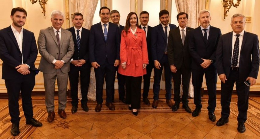 Chaco: Zdero en la Cumbre de Gobernadores con Milei 