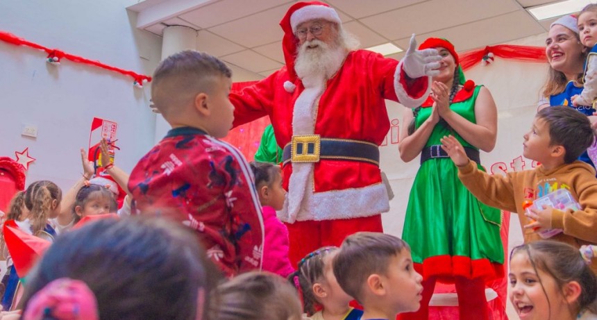 San Fernando: Papá Noel visitó los Centros Educativos Municipales del distrito 