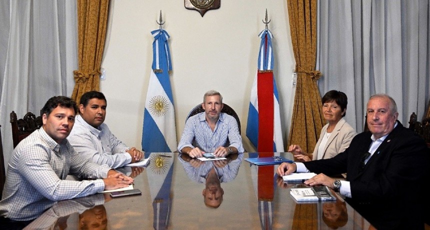 Entre Ríos: Frigerio eliminó impuestos en la factura de la luz