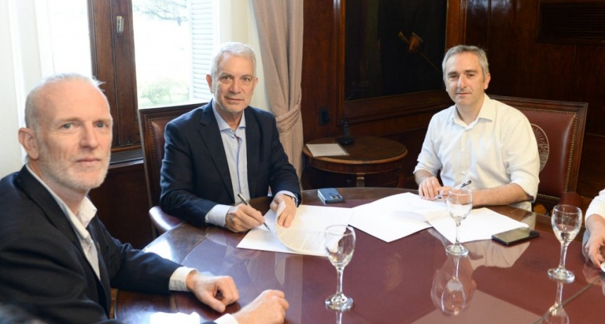 La Plata: Municipio, Provincia y la UNLP promueven acuerdo para garantizar alimentos de calidad en las escuelas locales