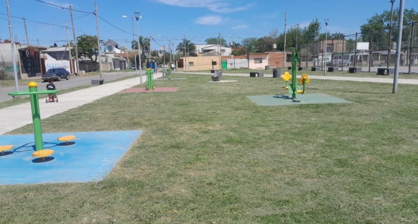 Pte. Perón: La Municipalidad realizó trabajos de mantenimiento y limpieza en espacios públicos 