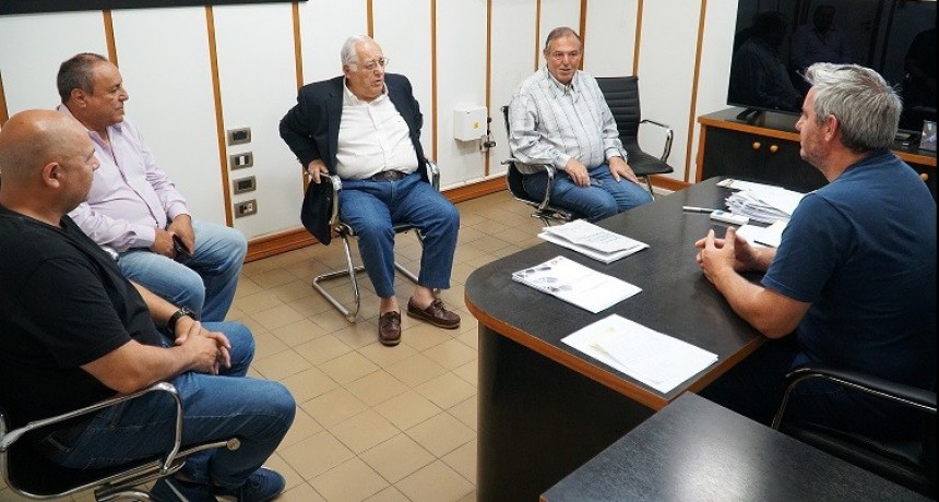 Colón (ER): El ex senador Héctor Maya fue recibido por el intendente Walser