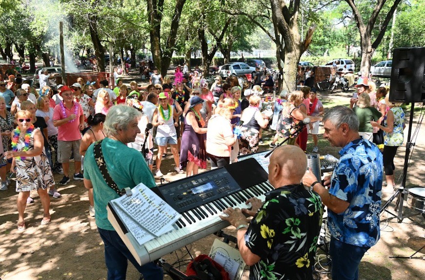 Luján: Comenzaron las inscripciones a los Talleres y la Colonia de Verano para Personas Mayores