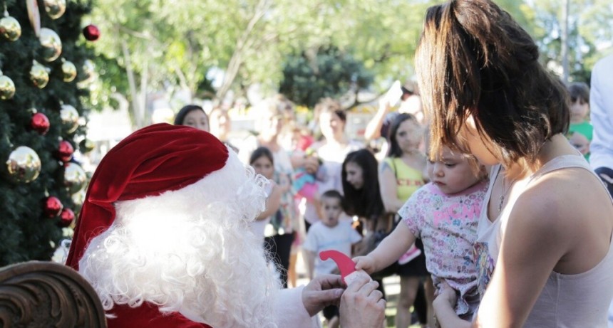 Vicente López: Los barrios de la ciudad celebran la Navidad con descuentos, música y la visita de Papá Noel
